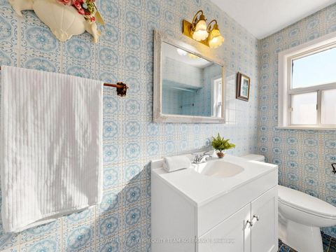Photo 18 at 36 Lyon Heights Road, Bendale, Toronto