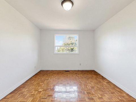 Photo 28 at 36 Lyon Heights Road, Bendale, Toronto