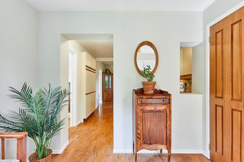 Photo 5 at 19 Scarboro Crescent, Cliffcrest, Toronto