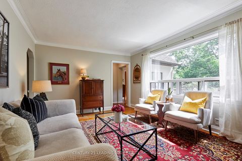 Photo 14 at 19 Scarboro Crescent, Cliffcrest, Toronto