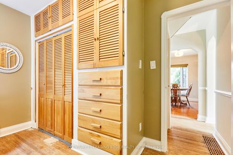 Photo 18 at 19 Scarboro Crescent, Cliffcrest, Toronto