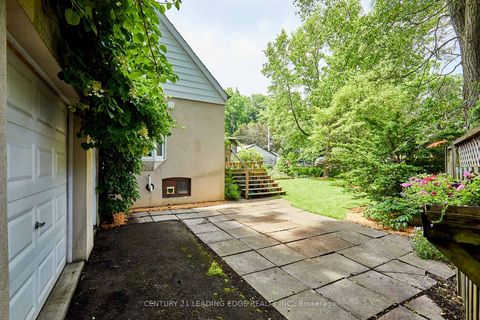 Photo 24 at 19 Scarboro Crescent, Cliffcrest, Toronto