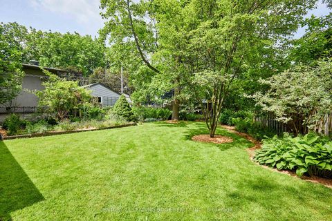 Photo 27 at 19 Scarboro Crescent, Cliffcrest, Toronto