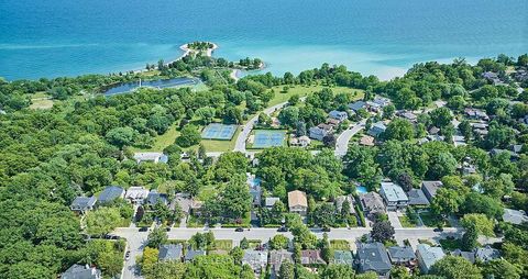 Photo 42 at 19 Scarboro Crescent, Cliffcrest, Toronto