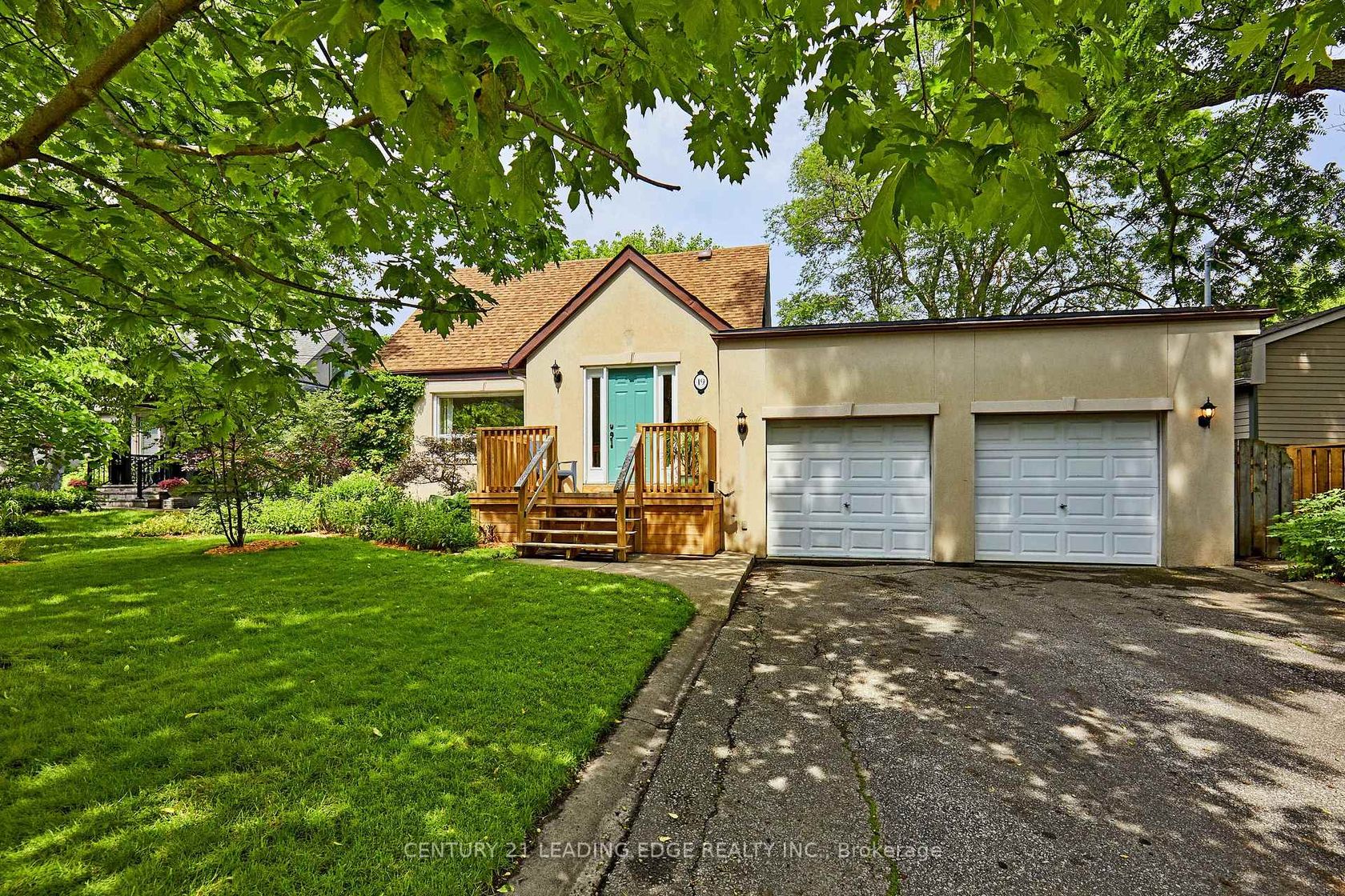 19 Scarboro Crescent, Cliffcrest, Toronto 
