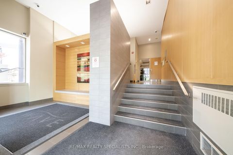 Photo 17 at 514 - 4 Elsinore Path, New Toronto, Toronto