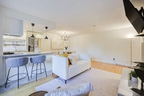 Photo 5 at 426 - 2645 Jane Street, Jane Heights, Toronto