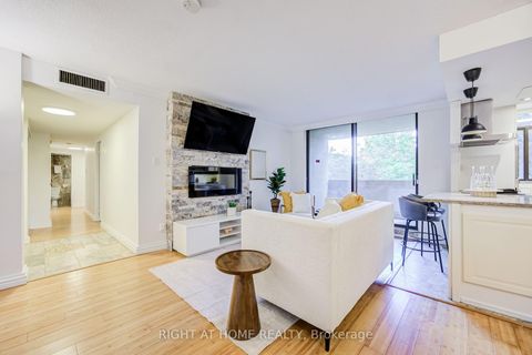 Photo 13 at 426 - 2645 Jane Street, Jane Heights, Toronto