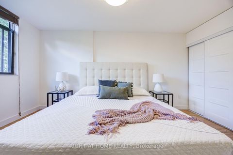 Photo 20 at 426 - 2645 Jane Street, Jane Heights, Toronto