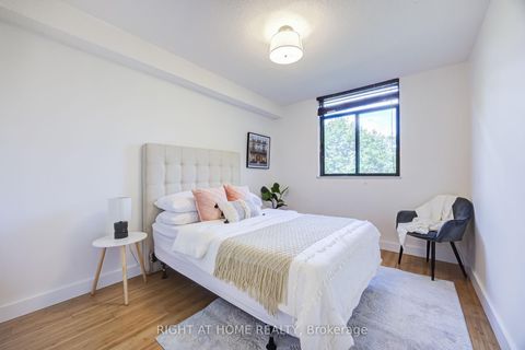 Photo 27 at 426 - 2645 Jane Street, Jane Heights, Toronto