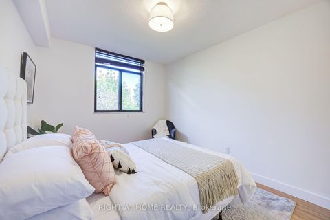 Photo 28 at 426 - 2645 Jane Street, Jane Heights, Toronto