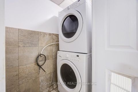 Photo 32 at 426 - 2645 Jane Street, Jane Heights, Toronto