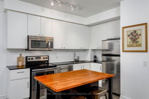 Photo 3 at 414 - 8 Fieldway Road, City Centre West, Toronto