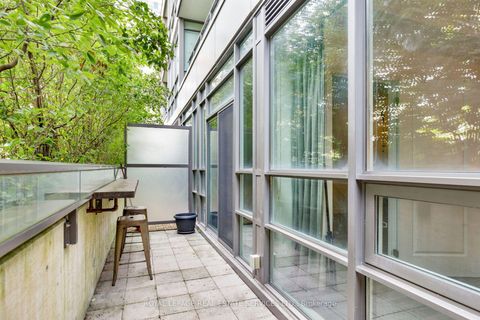 Photo 8 at 414 - 8 Fieldway Road, City Centre West, Toronto