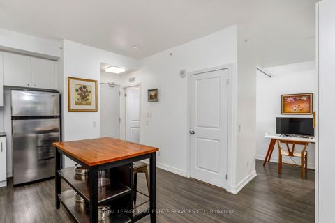 Photo 12 at 414 - 8 Fieldway Road, City Centre West, Toronto