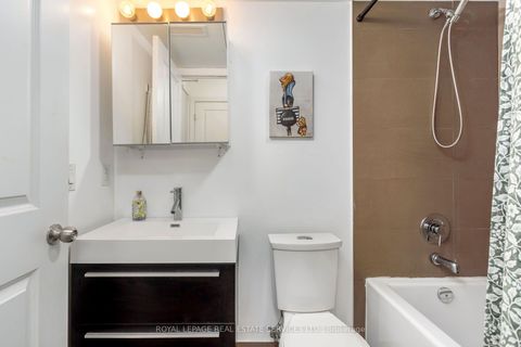 Photo 15 at 414 - 8 Fieldway Road, City Centre West, Toronto