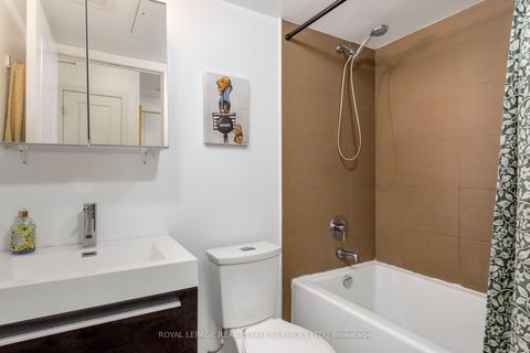 Photo 16 at 414 - 8 Fieldway Road, City Centre West, Toronto