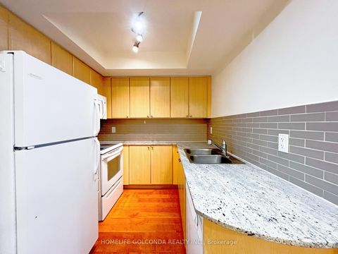 Photo 9 at 2606 - 763 Bay Street, Bay Street Corridor, Toronto