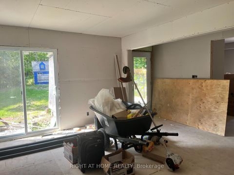 Photo 3 at 412 Limerick Crescent, Churchill, Innisfil