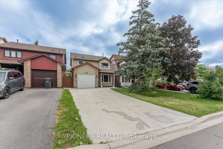 Photo 1 at 22 Wolverton Crescent, Central Park, Brampton