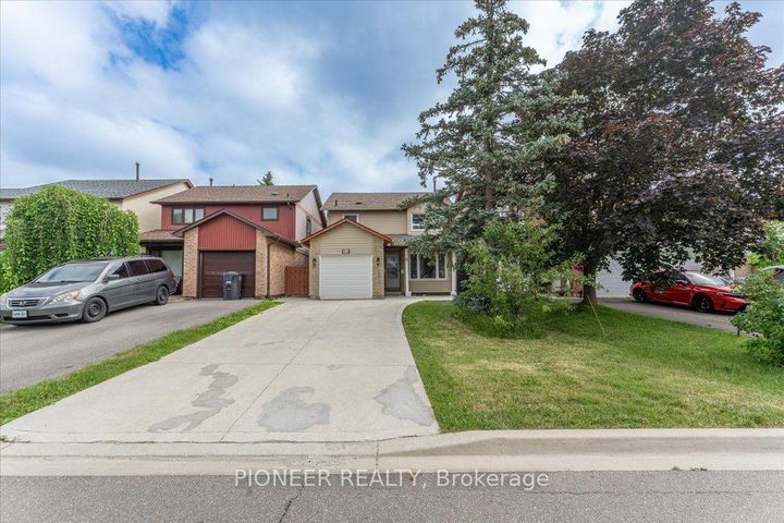 Photo 2 at 22 Wolverton Crescent, Central Park, Brampton