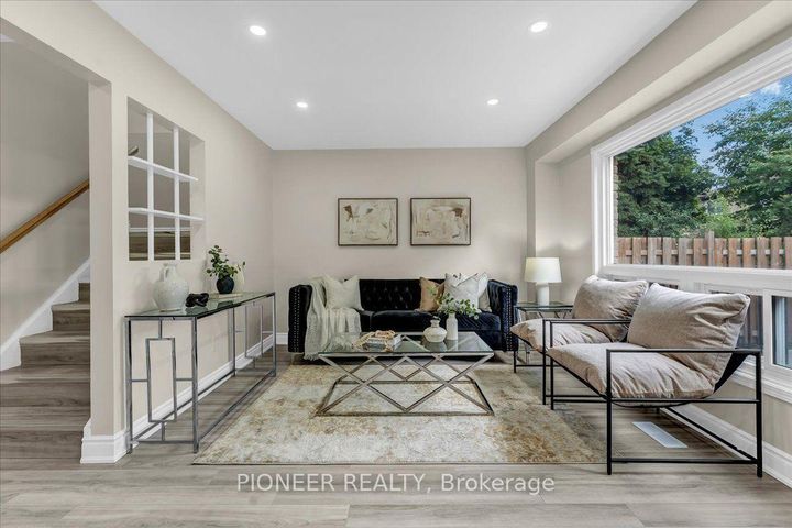 Photo 8 at 22 Wolverton Crescent, Central Park, Brampton