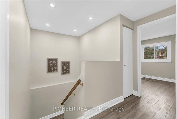 Photo 17 at 22 Wolverton Crescent, Central Park, Brampton