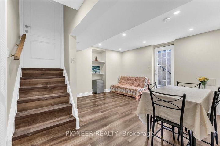 Photo 26 at 22 Wolverton Crescent, Central Park, Brampton