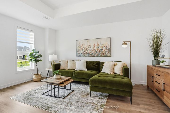 Photo 3 at 245 Burke Street, Waterdown, Hamilton