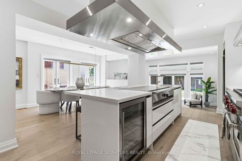 Photo 11 at 204 Richview Avenue, Forest Hill South, Toronto