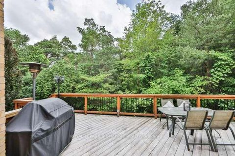 Photo 19 at 488 Foxcroft Boulevard, Wyndham, Newmarket