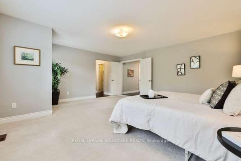 Photo 25 at 488 Foxcroft Boulevard, Wyndham, Newmarket