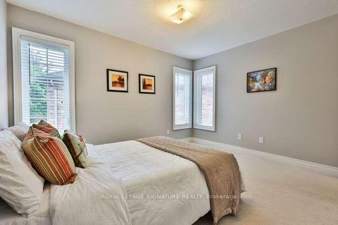 Photo 32 at 488 Foxcroft Boulevard, Wyndham, Newmarket