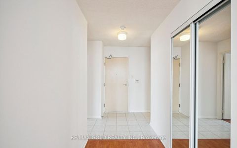 Photo 3 at 1923 - 3 Greystone Walk Drive, Kennedy Park, Toronto