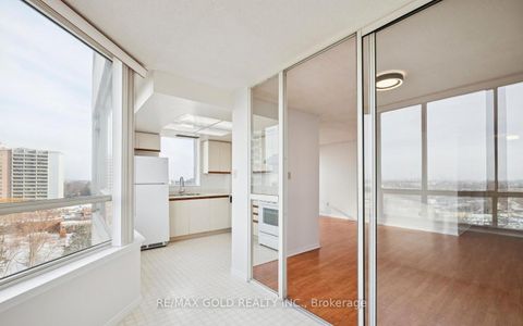 Photo 10 at 1923 - 3 Greystone Walk Drive, Kennedy Park, Toronto