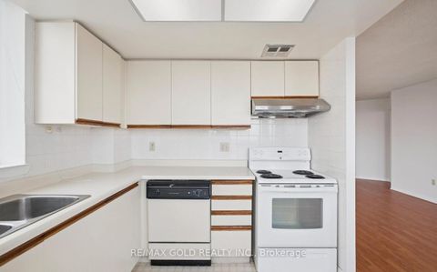 Photo 11 at 1923 - 3 Greystone Walk Drive, Kennedy Park, Toronto