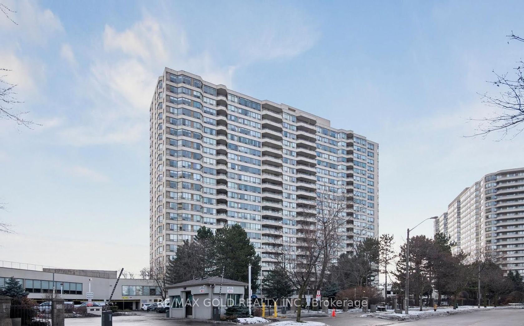 1923 - 3 Greystone Walk Drive, Kennedy Park, Toronto 
