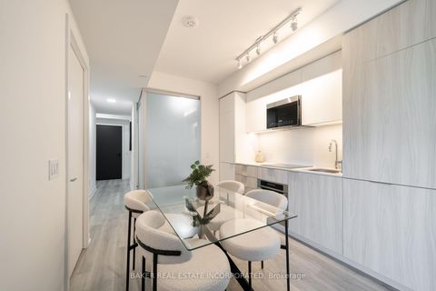 Photo 4 at 824 - 28 Eastern Avenue, Moss Park, Toronto