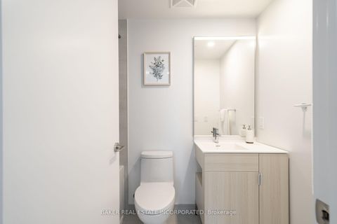 Photo 8 at 824 - 28 Eastern Avenue, Moss Park, Toronto