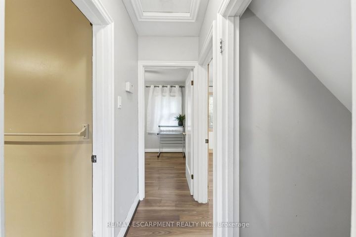 Photo 6 at 61 GLENMOUNT Avenue, Ainslie Wood, Hamilton
