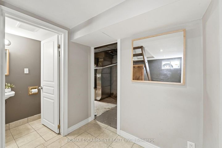 Photo 26 at 61 GLENMOUNT Avenue, Ainslie Wood, Hamilton