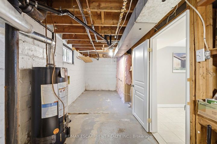 Photo 30 at 61 GLENMOUNT Avenue, Ainslie Wood, Hamilton