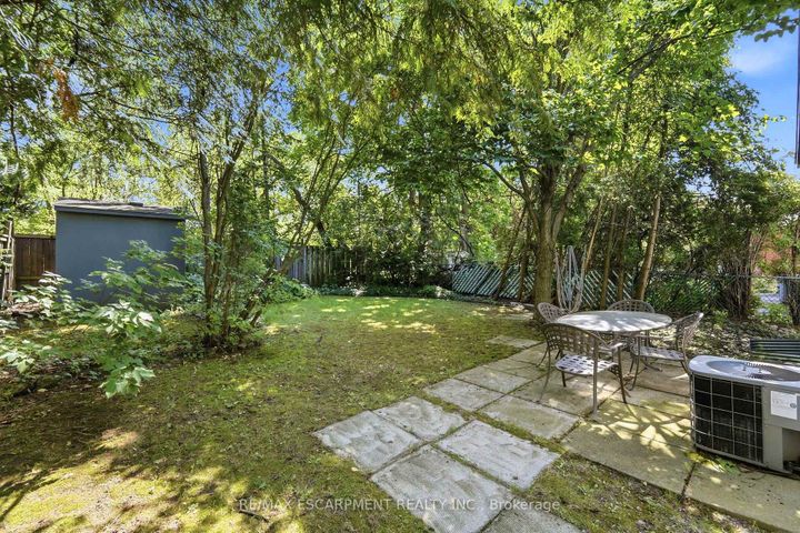 Photo 35 at 61 GLENMOUNT Avenue, Ainslie Wood, Hamilton