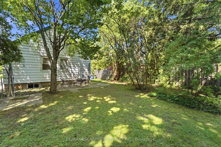 Photo 36 at 61 GLENMOUNT Avenue, Ainslie Wood, Hamilton