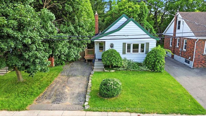 Photo 39 at 61 GLENMOUNT Avenue, Ainslie Wood, Hamilton