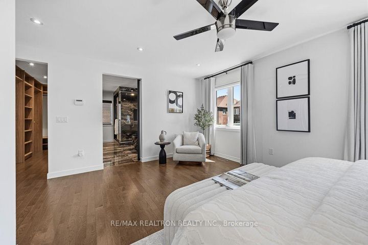 Photo 13 at 55 Headwind Boulevard, Vellore Village, Vaughan