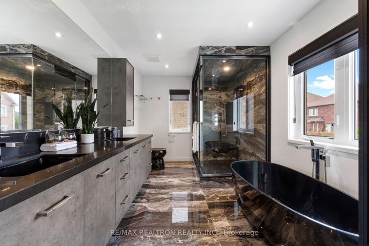 Photo 15 at 55 Headwind Boulevard, Vellore Village, Vaughan