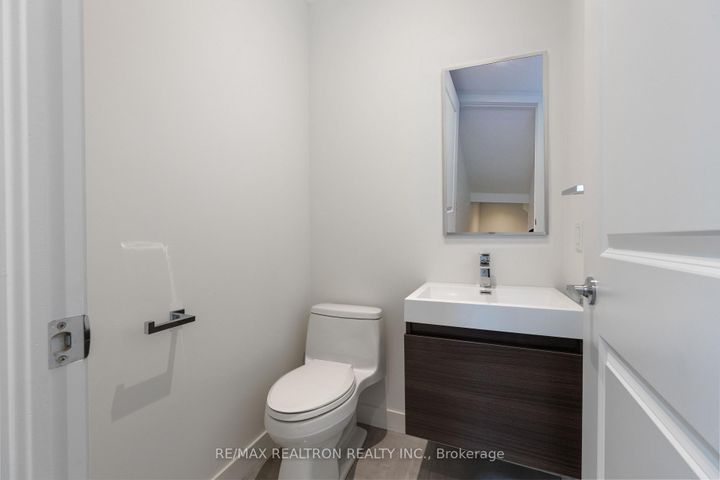 Photo 27 at 55 Headwind Boulevard, Vellore Village, Vaughan