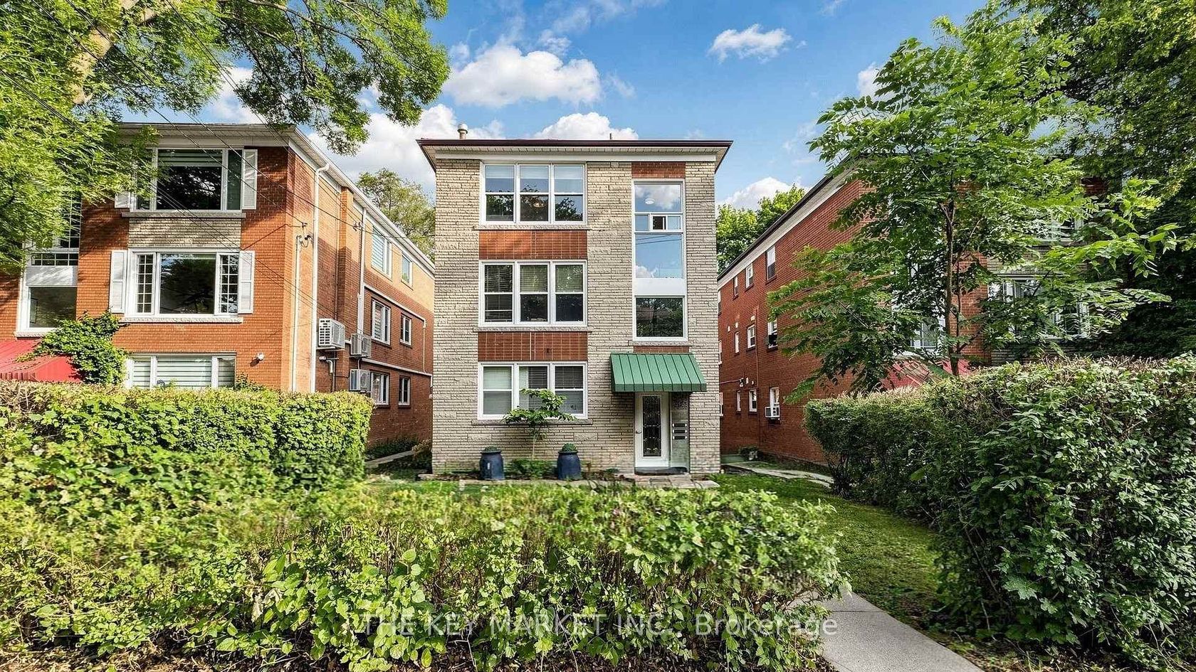 209 St Clements Avenue, Eglinton, Toronto 
