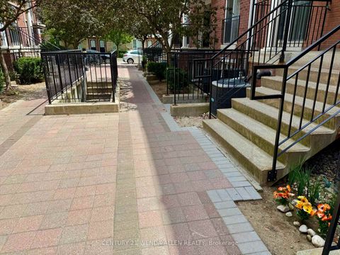 Photo 5 at 1117 - 20 Laidlaw Street, South Parkdale, Toronto